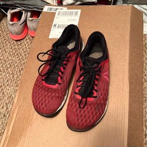 Nano 8 size 10.5.